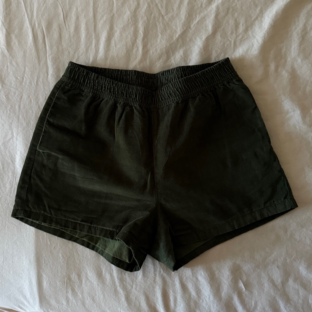 High Waist Women's Shorts in Dark Green